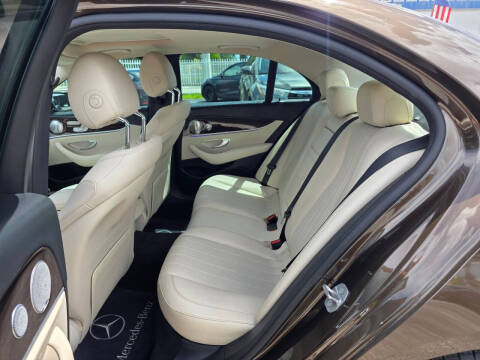 2017 Mercedes-Benz E-Class E 300