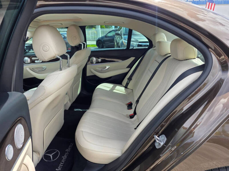 2017 Mercedes-Benz E-Class E 300