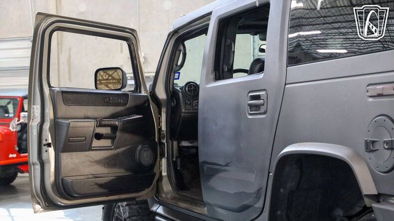 2003 HUMMER H2