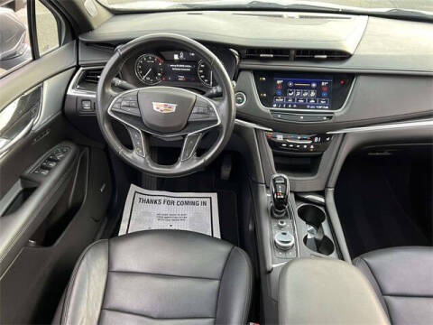 2020 Cadillac XT5 Premium Luxury