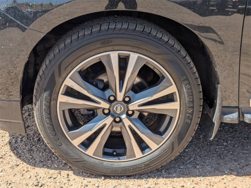 2020 Nissan Pathfinder Platinum