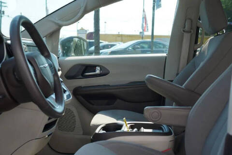 2020 Chrysler Pacifica Touring