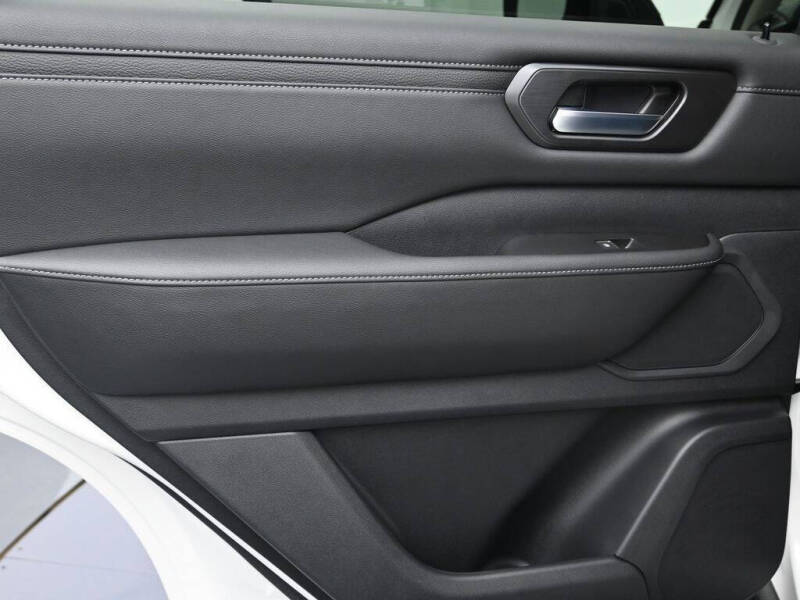 2026 Nissan Armada SV