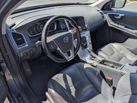 2017 Volvo XC60 T6 Dynamic