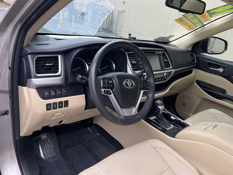 2014 Toyota Highlander Limited