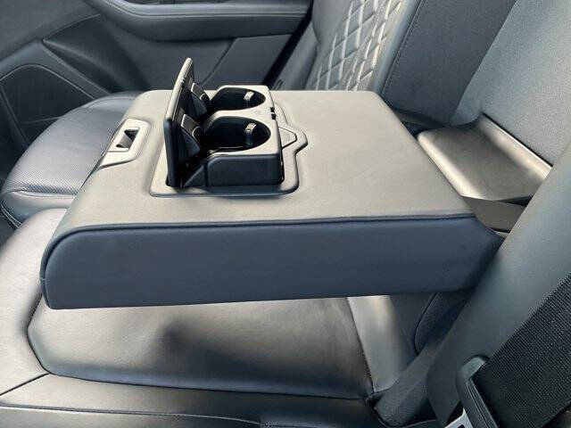 2023 Audi SQ8 4.0T quattro Prestige