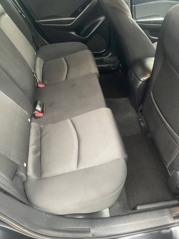 2017 Mazda MAZDA3 Sport