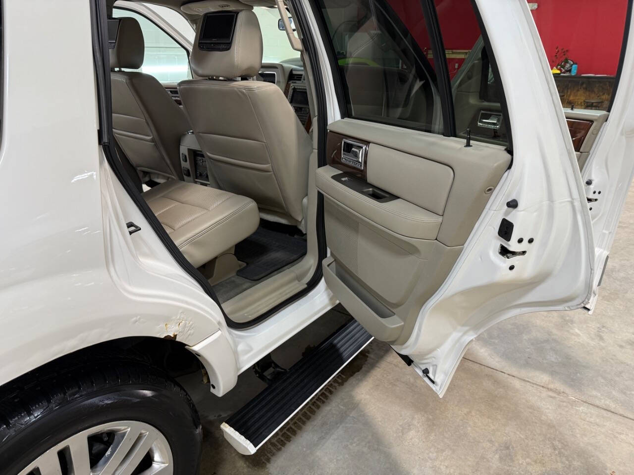 2013 Lincoln Navigator for sale at Vehicle Brothers LLC in Broadview Heights, OH