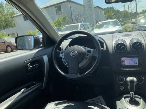2012 Nissan Rogue SV w/SL Package