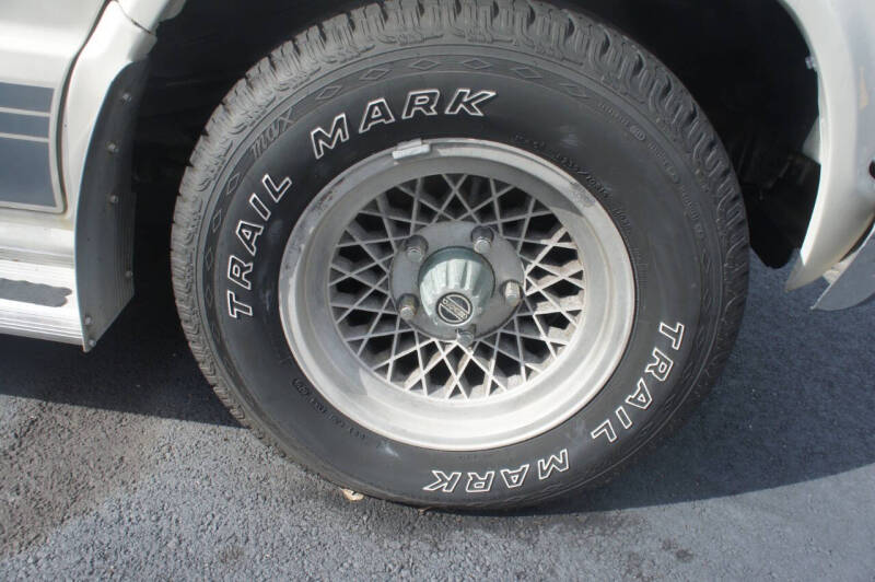 1990 Ford E-Series E-150