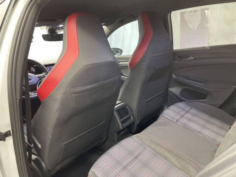 2022 Volkswagen Golf GTI S