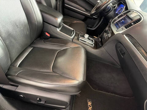 2019 Chrysler 300 Limited