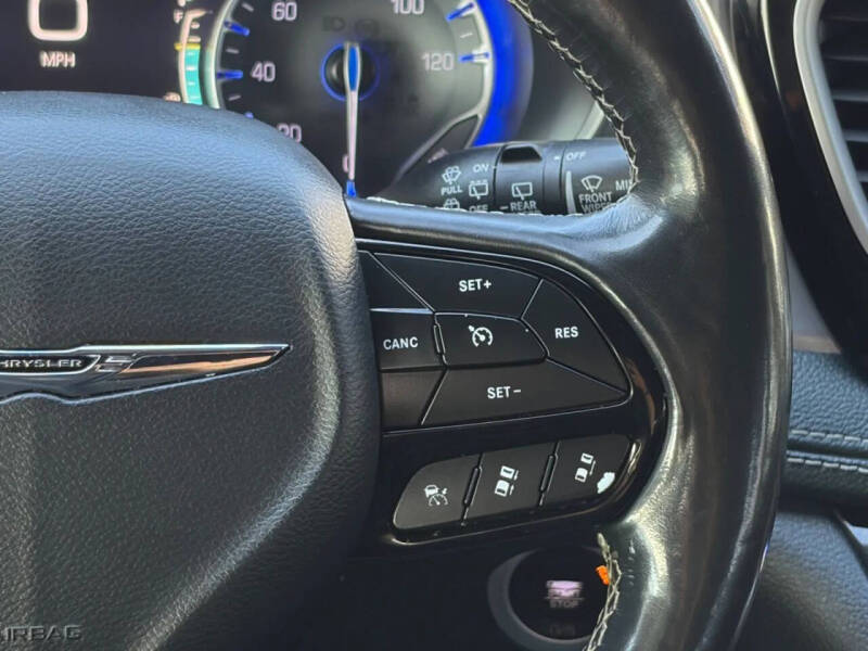 2021 Chrysler Pacifica Touring