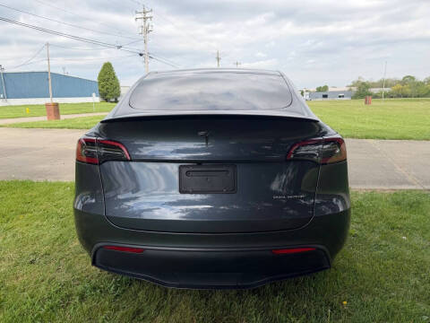 2023 Tesla Model Y Long Range