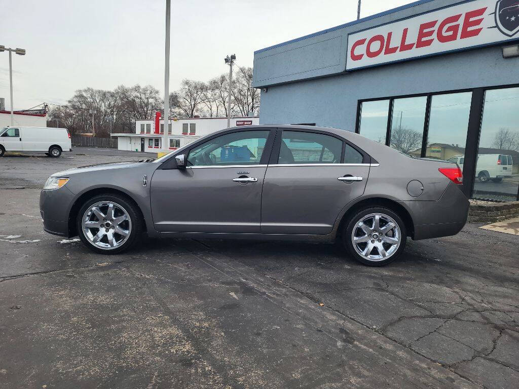 2011 Lincoln MKZ for sale at COLLEGE MOTORS LLC in South Bend, IN