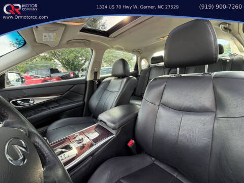 2017 Infiniti Q70L 3.7