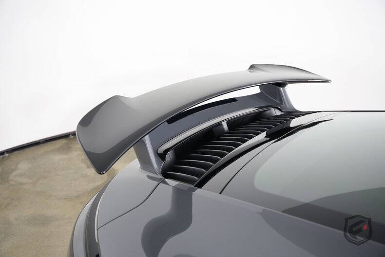 2025 Porsche 911 Carrera T