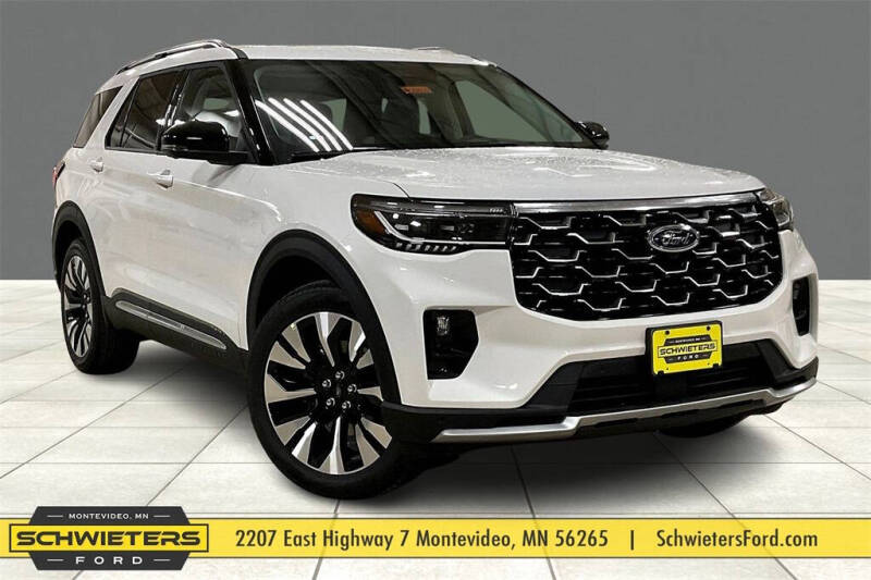 2026 Ford Explorer Platinum's photo