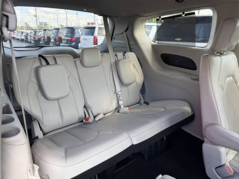 2018 Chrysler Pacifica Touring L Plus