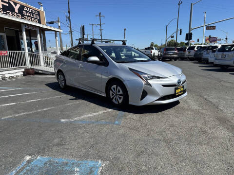 2016 Toyota Prius Two