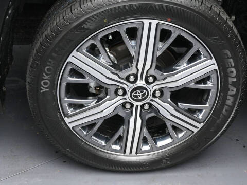 2024 Toyota Sequoia Capstone