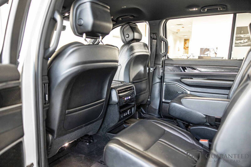 2022 Jeep Wagoneer Series II