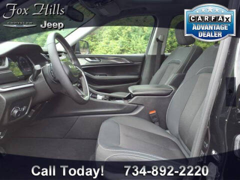 2023 Jeep Grand Cherokee Laredo