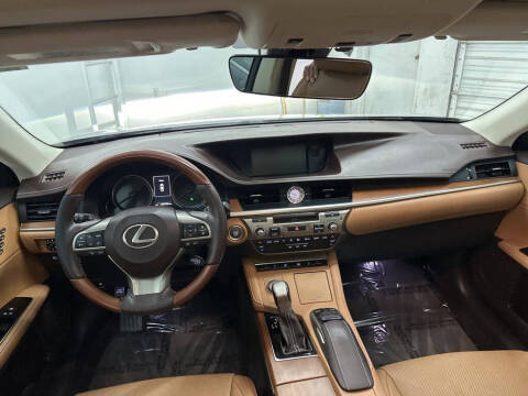 2016 Lexus ES 350