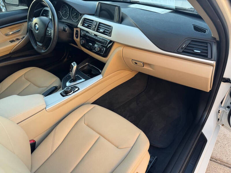 2017 BMW 3 Series 320i