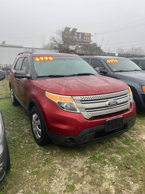 2014 Ford Explorer Base's photo