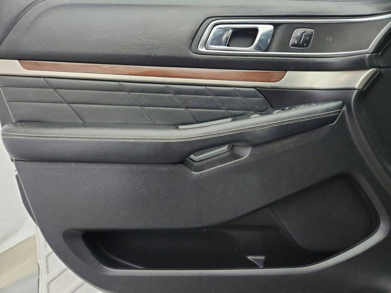 2018 Ford Explorer Platinum