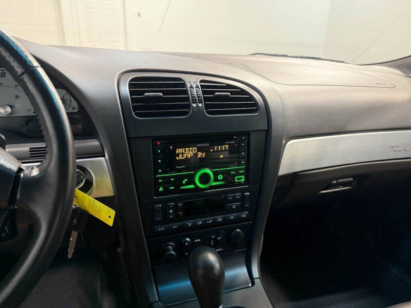 2002 Ford Thunderbird Deluxe