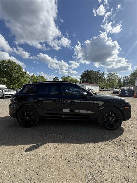 2024 Porsche Cayenne