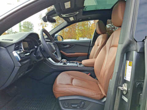 2021 Audi Q8 quattro Premium Plus 55 TFSI