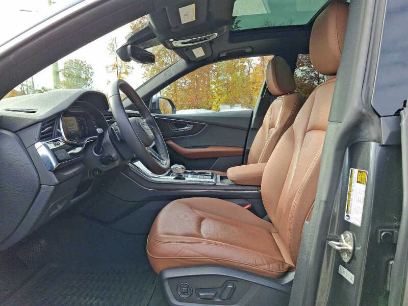 2021 Audi Q8 quattro Premium Plus 55 TFSI