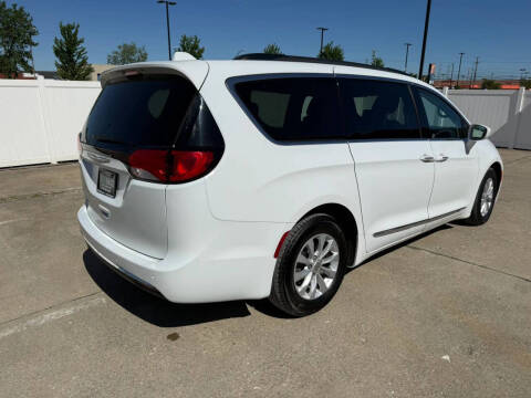2017 Chrysler Pacifica