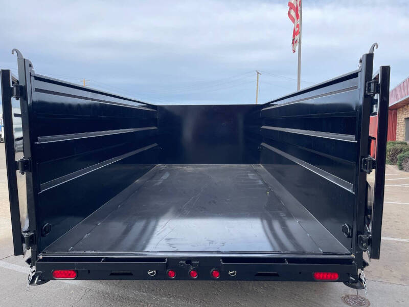 2026 PJ Trailers D7
