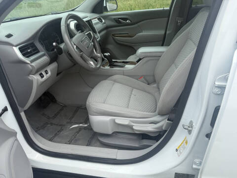 2017 GMC Acadia SLE-1