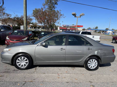 2005 Toyota Camry LE