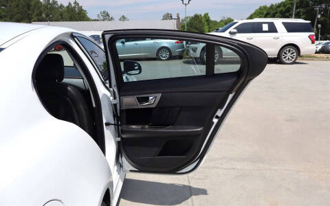 2011 Jaguar XF