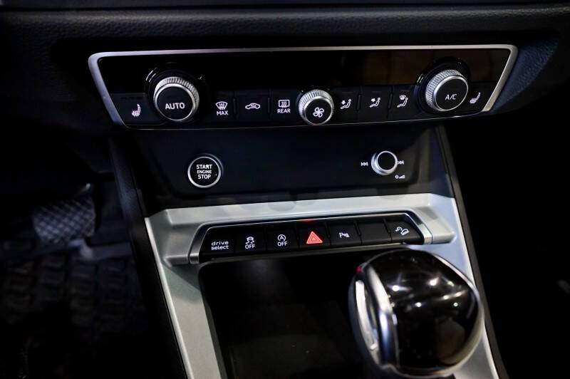 2021 Audi Q3 quattro S line Premium 45 TFSI