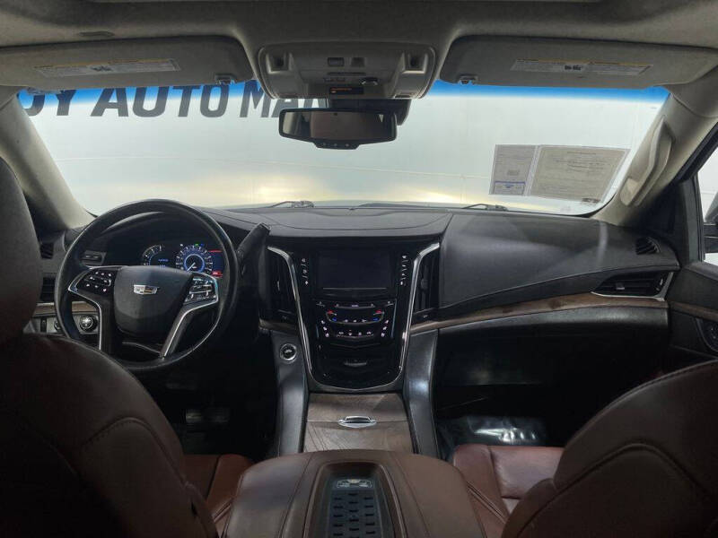 2016 Cadillac Escalade ESV Luxury Collection