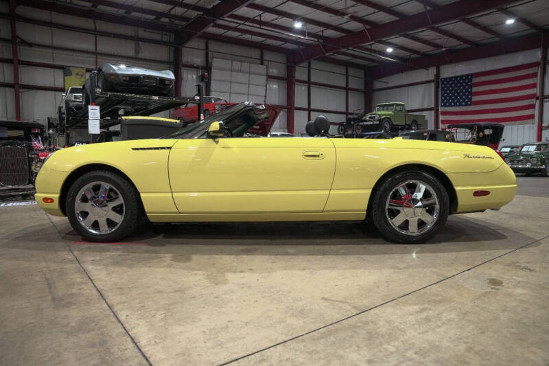 2002 Ford Thunderbird Deluxe