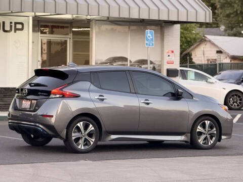 2021 Nissan LEAF SV