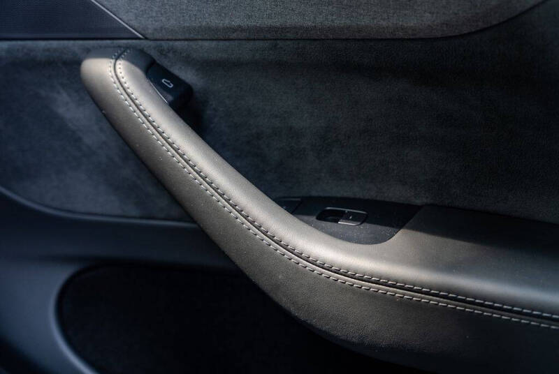 2026 Tesla Model Y Long Range
