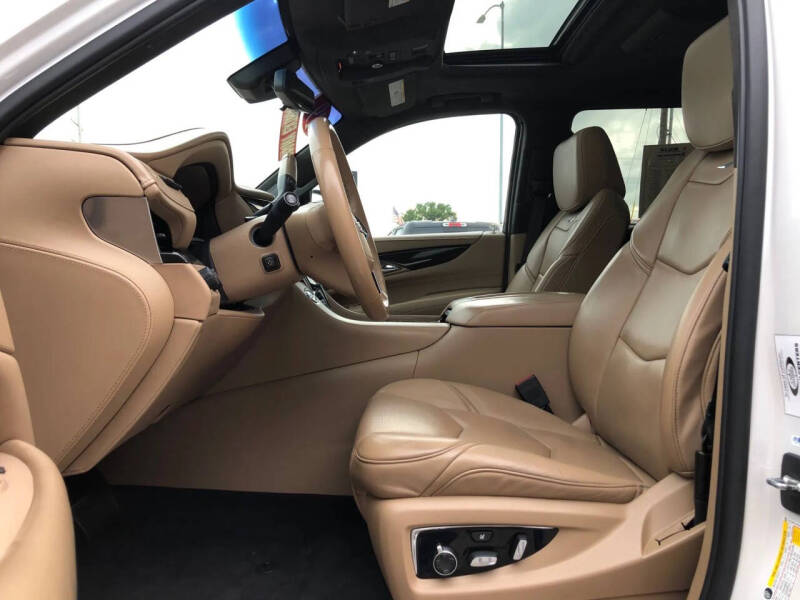 2019 Cadillac Escalade ESV Platinum