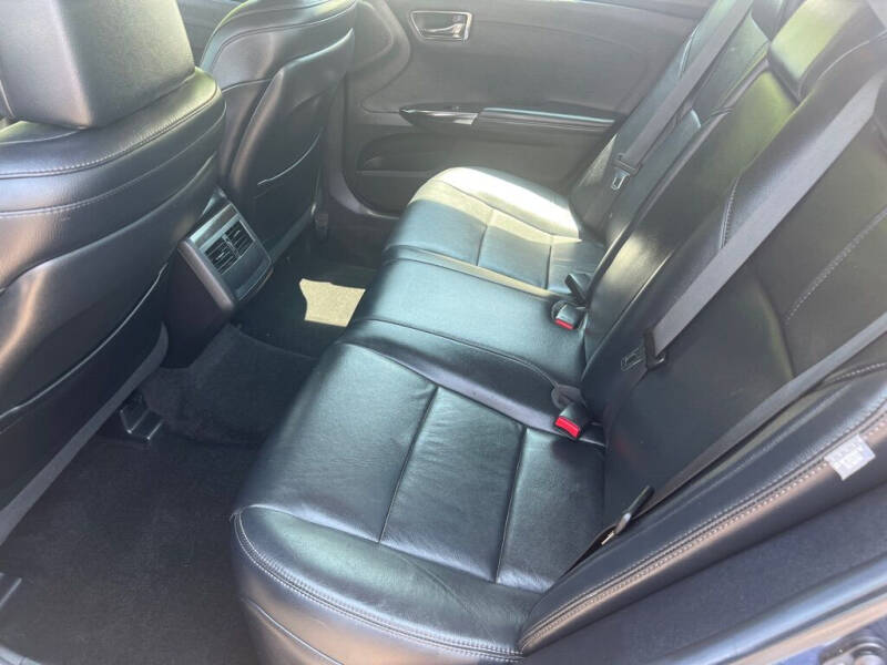 2016 Toyota Avalon XLE