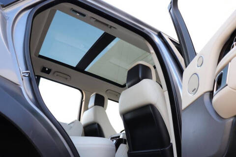 2020 Land Rover Range Rover P525 HSE
