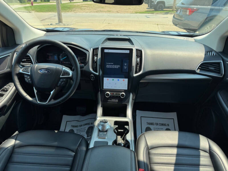 2022 Ford Edge SEL