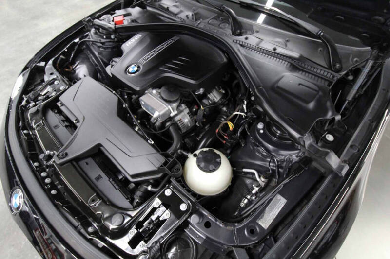 2014 BMW 3 Series 320i